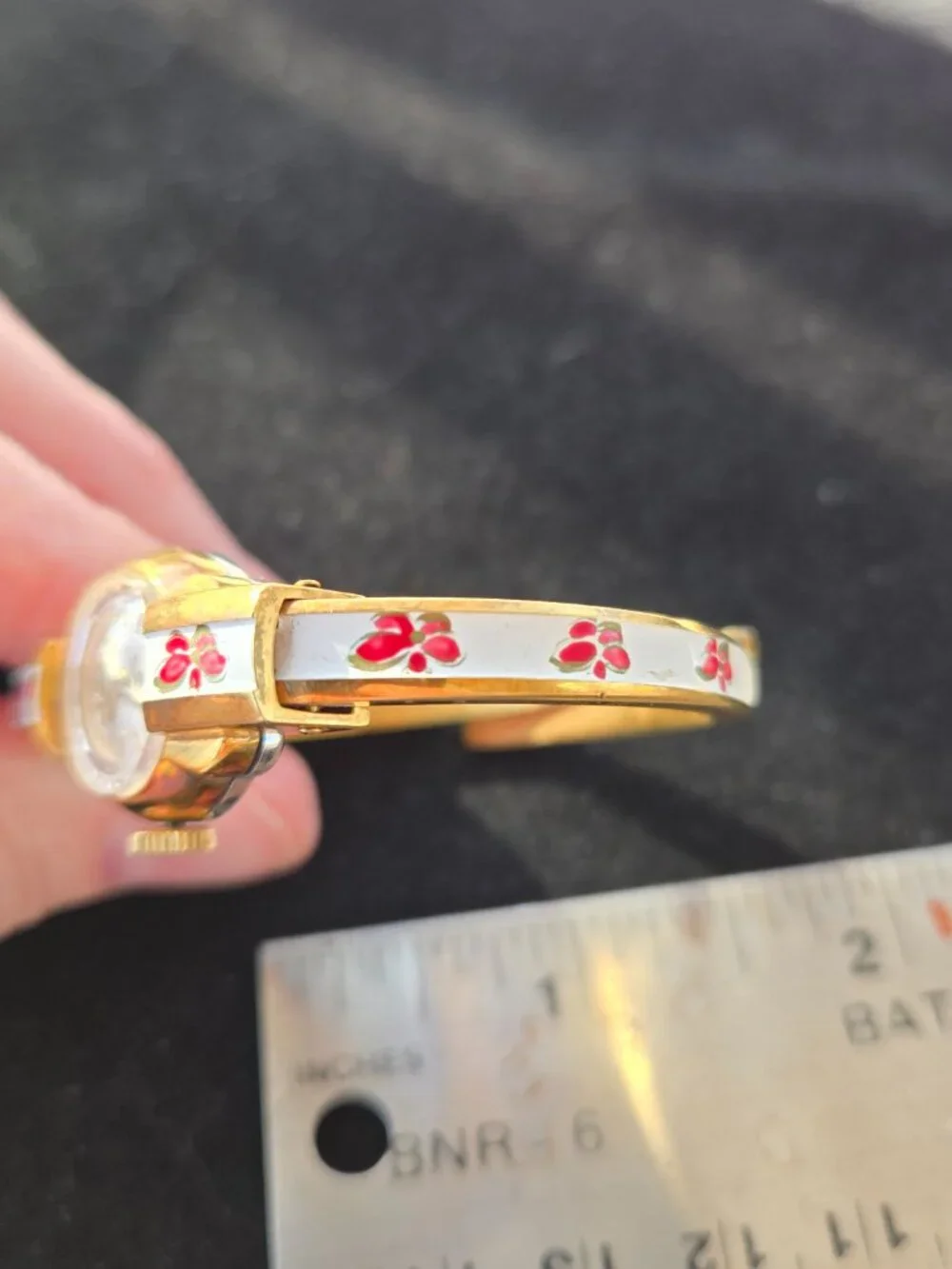 Vintage White and Floral Enamel Hinged Bucherer Watch - Picture 4 of 10